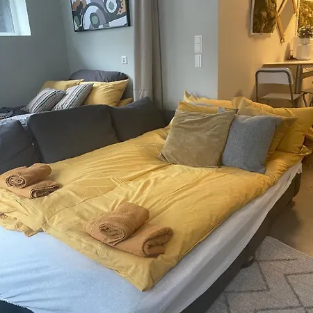 Affittacamere Ny Hybel Leilighet Med Eget Bad Og Egen Inngang *