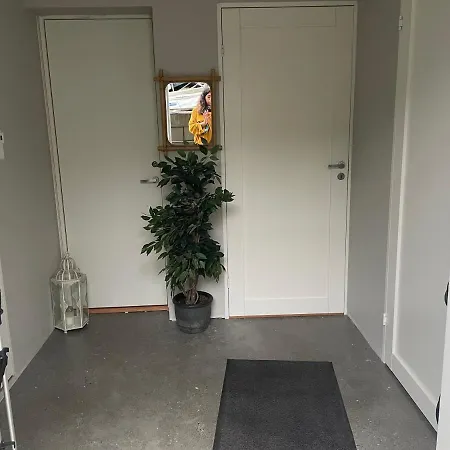 Affittacamere Ny Hybel Leilighet Med Eget Bad Og Egen Inngang Moss